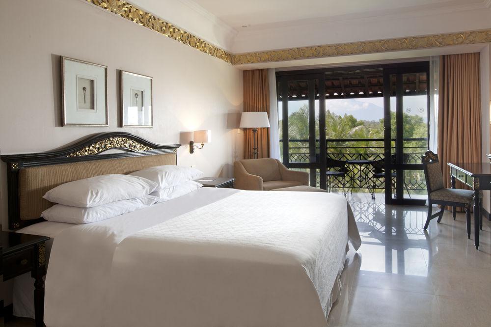 เชอราตัน มุสติกา ยอกยาการ์ตา รีสอร์ต แอนด์ สปา Hotel Maguwo ภายนอก รูปภาพ