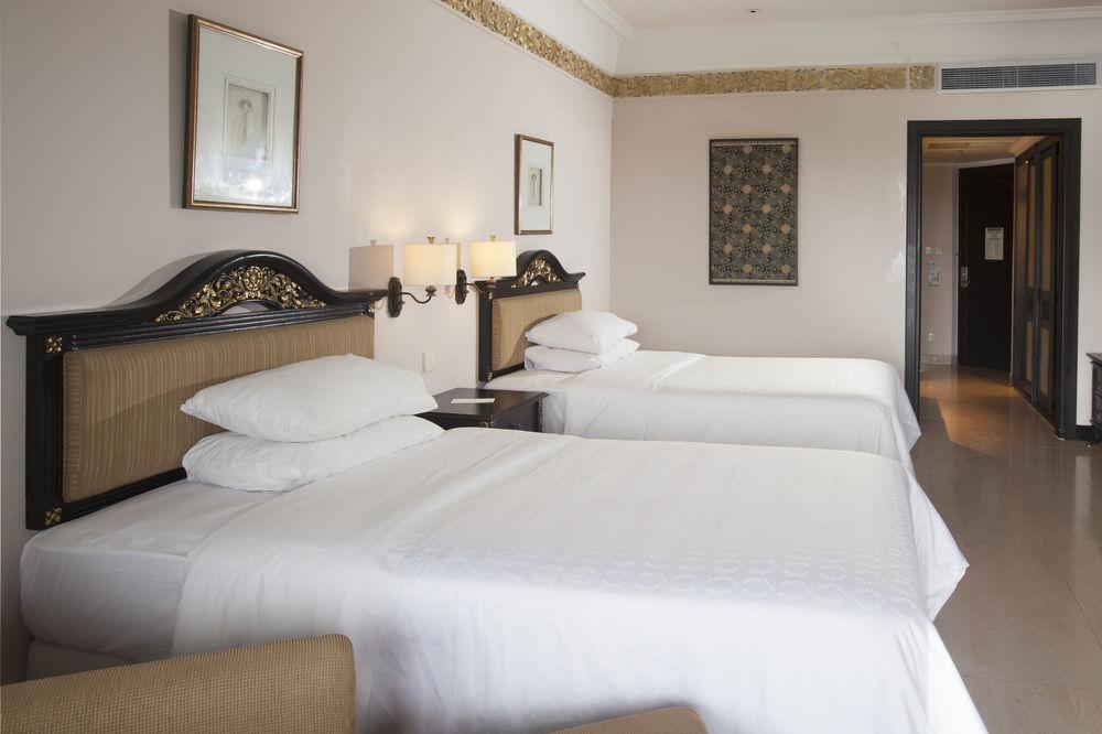เชอราตัน มุสติกา ยอกยาการ์ตา รีสอร์ต แอนด์ สปา Hotel Maguwo ภายนอก รูปภาพ