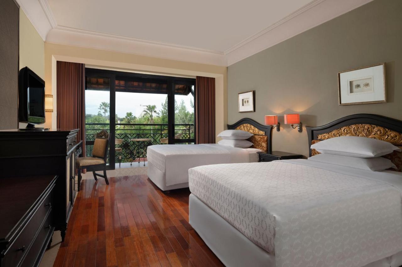 เชอราตัน มุสติกา ยอกยาการ์ตา รีสอร์ต แอนด์ สปา Hotel Maguwo ภายนอก รูปภาพ